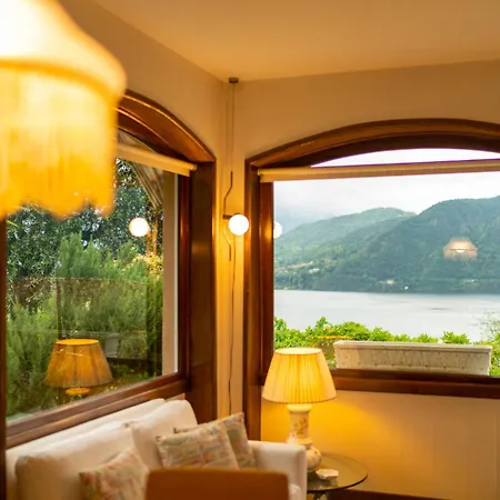 Furmiga Retreat Lakeview Garden * Lenno